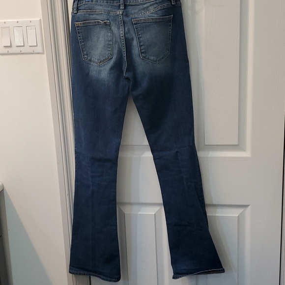 Jeans - Picture 2 of 4